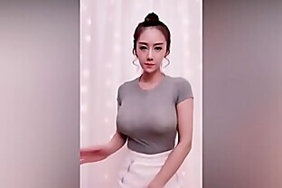 Публичный Аккаунт [Welfare News] TikTok Kuaishou Крольчиха Миленькая Соблазнительный Танец Трясёт Сиськи
