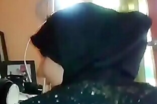 头纱骚货 1
