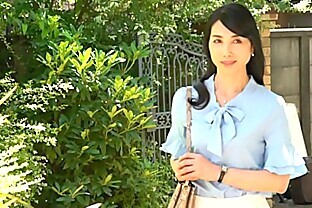 Première Tournée Épouse Cinquantenaire Documentaire: Makiko Tsurukawa