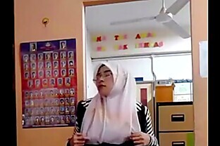 Guru Hijab Di Entot Keras